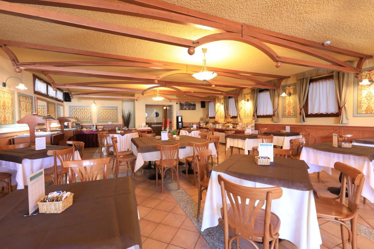 Palace Pontedilegno Resort Ponte Di Legno Exterior foto